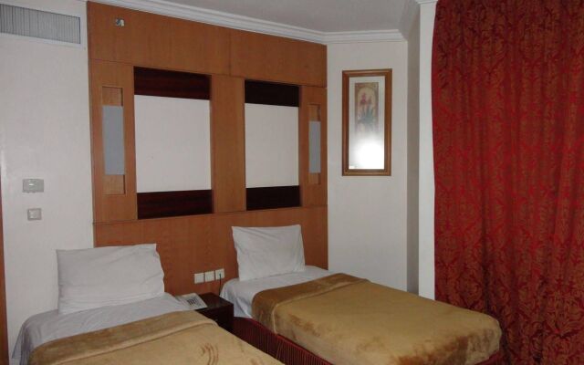 Elaf Al Nakhil Hotel