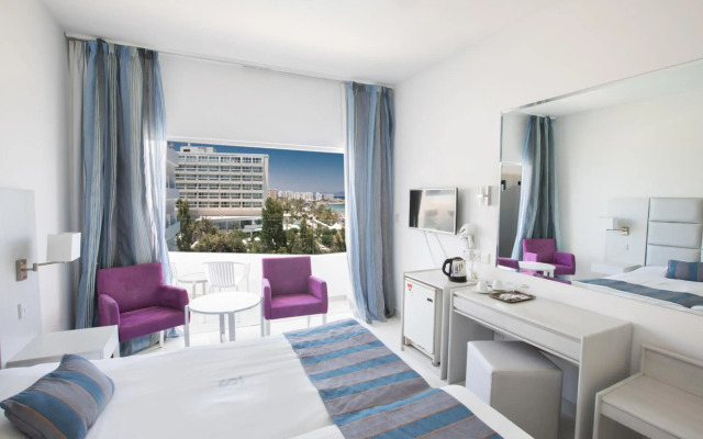 Silver Sands Beach Hotel