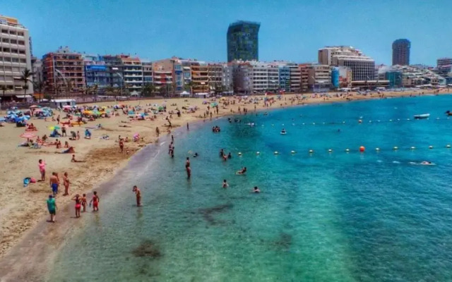 Apartment in Las Palmas de Gran Canarias, 102349