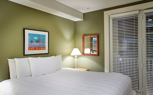 Long Trail House - Stratton Mountain