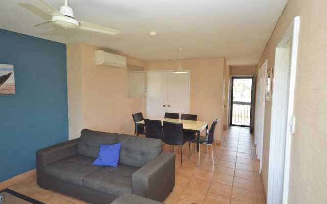 Riverview Holiday Apartment 65 - Kalbarri WA
