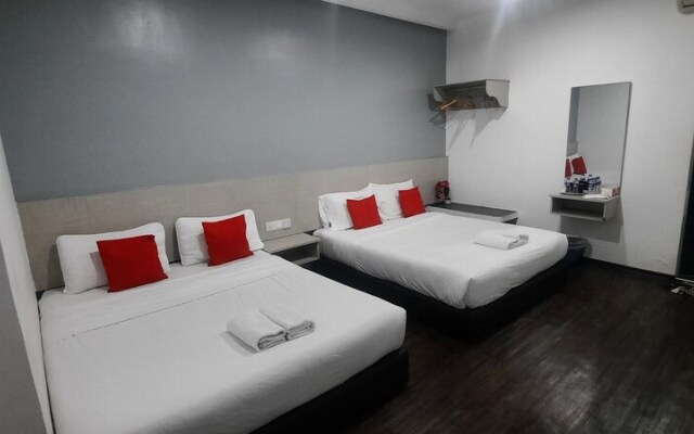 OYO 90724 Rg Hotel