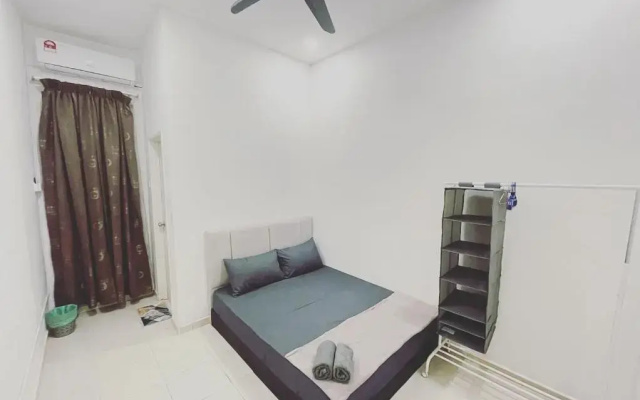 A'Five Homestay