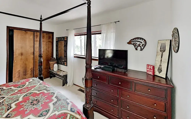 660beavs 4 Bedroom Cabin