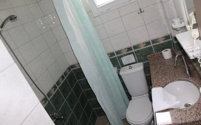 Kleopatra Bavyera Hotel