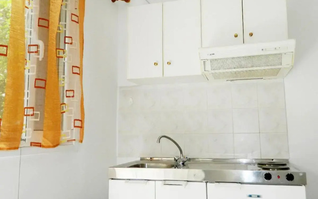 Ariston Apartments