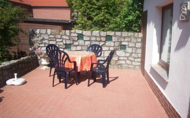 Bungalow in Alt Bukow Near the Beach