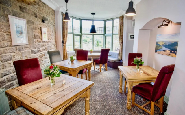 Sir William Hotel