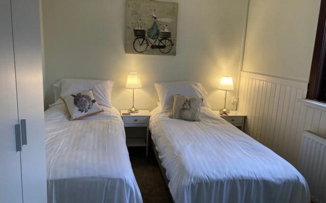 Exmoor House - Guest House