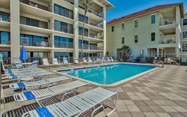 Monaco Sands Heated Pool Beachfront