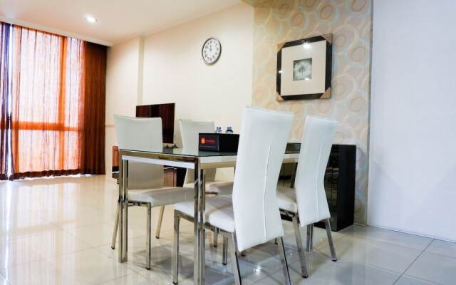Exclusive 2BR The Via & The Vue Apartment Ciputra World By Travelio