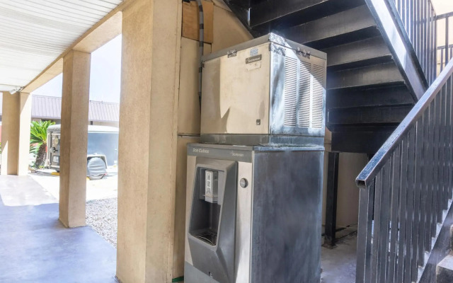 OYO Inn & Suites