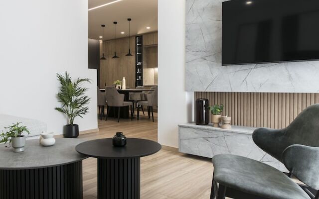 Deluxe & Upscale Apartment in Athens