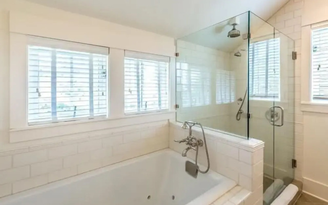 The Flagship of Watersound 5 Bedroom Holiday Home by Five Star Properties
