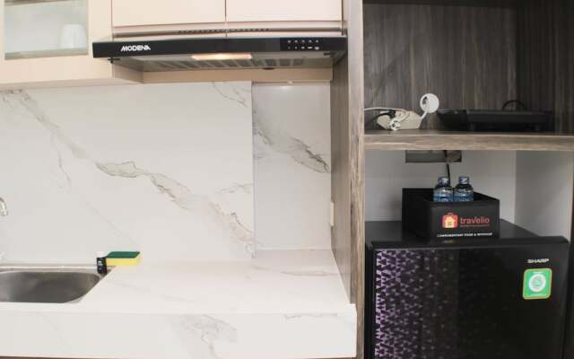 Comfort And Simply Studio Springlake Summarecon Bekasi Apartment