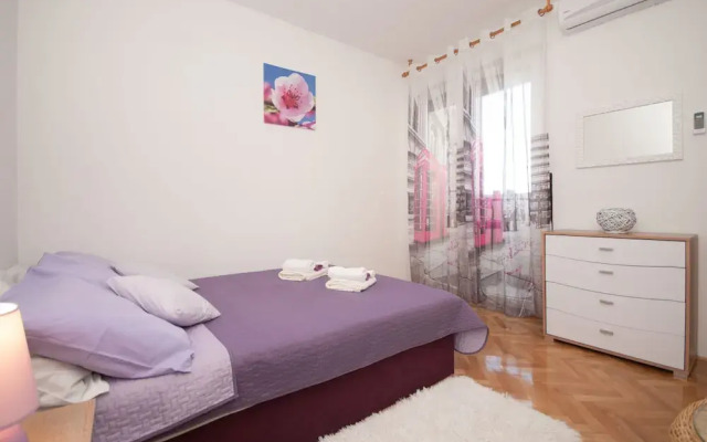 Studio apartment Tina