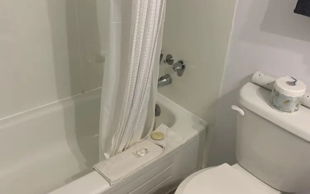 Granby River Inn  Suites