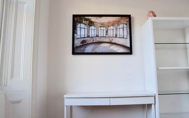 Elegant Luxury Kensington Flat With Terrace