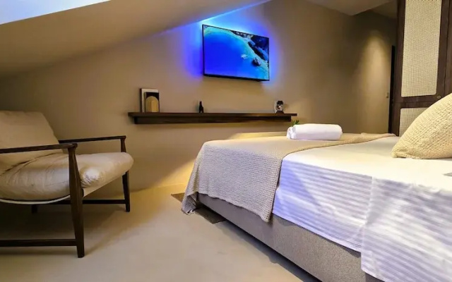 Casa Beast