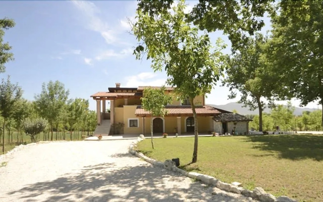 B & B Casale Frezzini