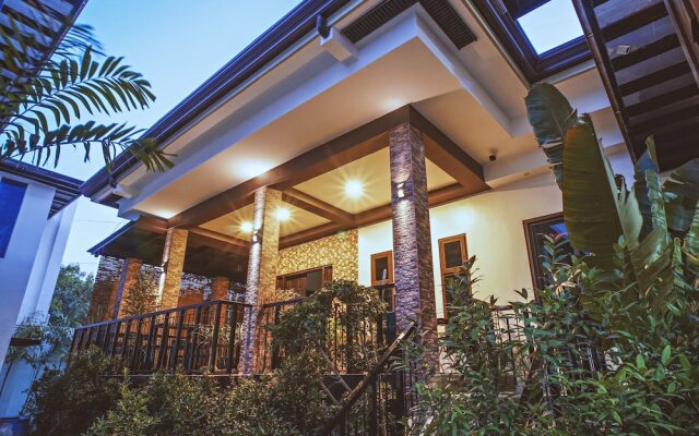 Villa Tomasa G Hotel