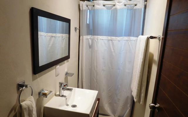 Aquastar Hotel & Apartments