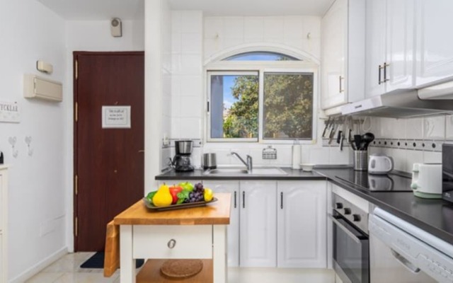 Apartment - 2 Bedrooms with Pool and WiFi - 107875