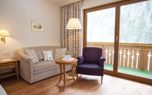 Parkhotel Tristachersee