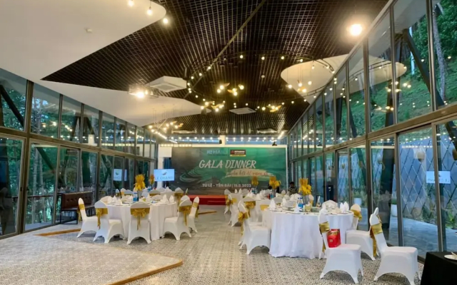 Le Champ Tu Le Resort Hot Spring & Spa