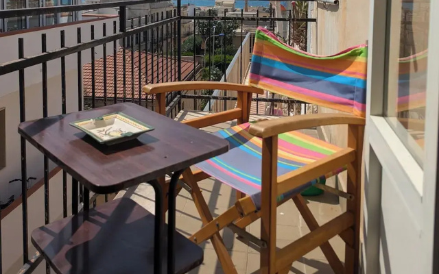 Sicilian Apt in Donnalucata-sleeps 4- 2 Min Beach
