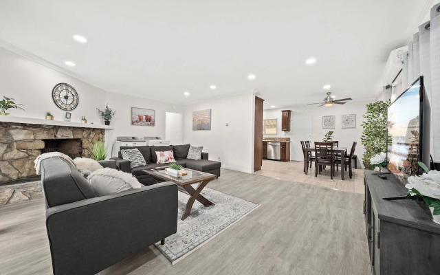 Idyllic Paradise Near Downtown LA