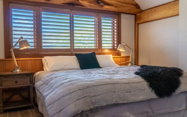 Release Wanaka - River Ridge – Guest Rooms – Wanaka