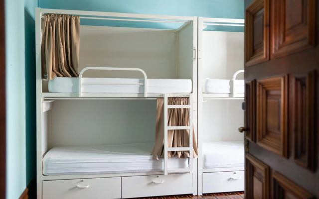 Sant Jordi Hostels Lisbon