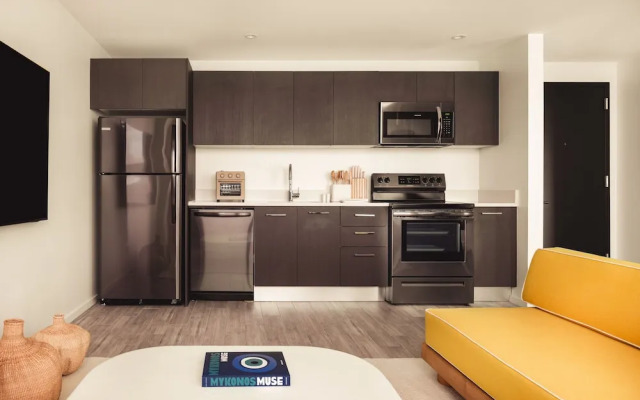 Flow Fort Lauderdale Hotel