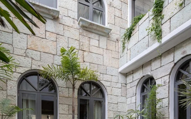 Sleeps 9 Outdoor Space Pingpong Table in Villa