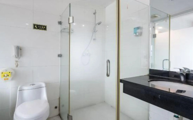 Golden Dragon Hotel
