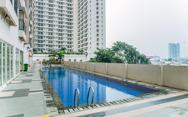 Homey And Simply Studio Apartment At Margonda Residence 5