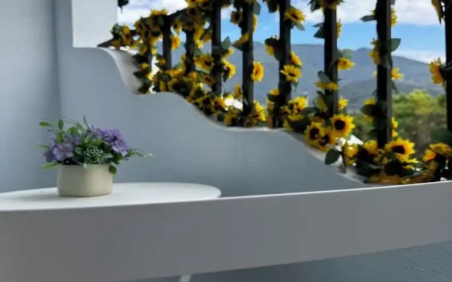 Zhiben Sunflower Bed And Breakfast