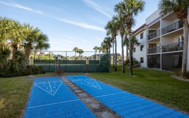 Ocean Village Club E15