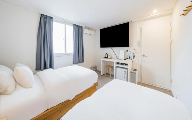Hotel Gaon J Stay