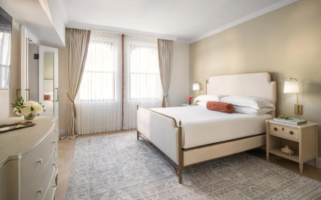 Cloister At The Boca Raton