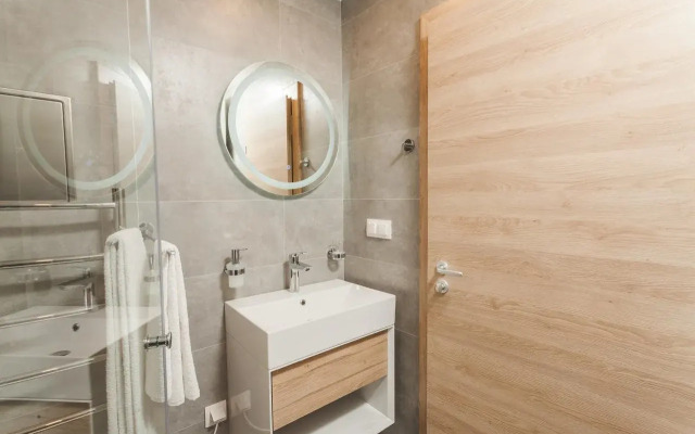 Azur Premium Resort