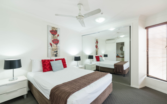 Jack & Newell Holiday Apartments – Guest Rooms – Cairns