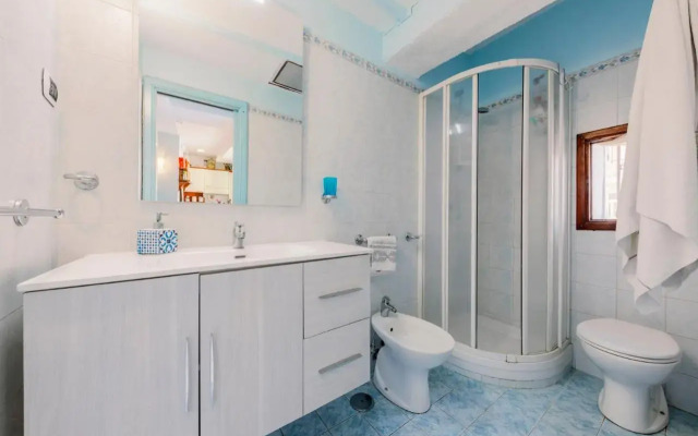 Elegant studio close to the sea