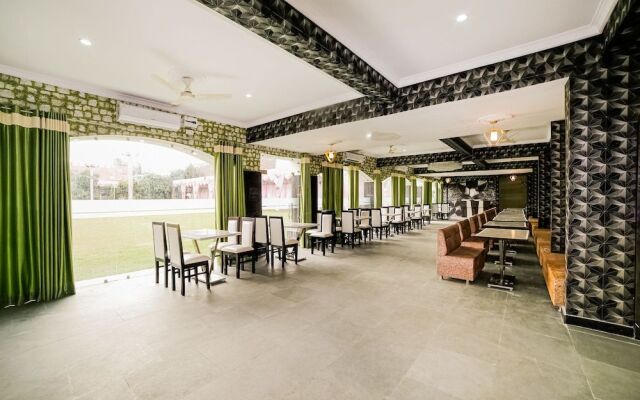 OYO 41923 Prema Kunj Resort