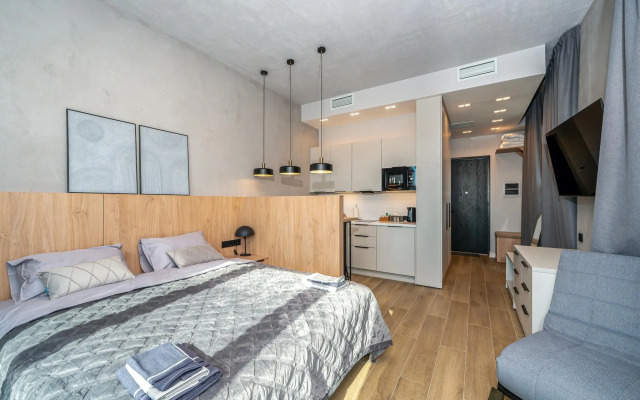 Студия на Набережной Макарова