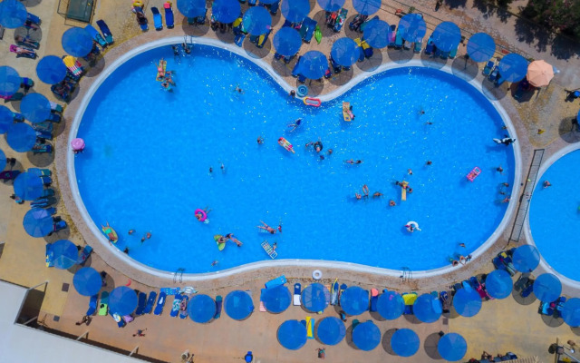 Aqualand Resort