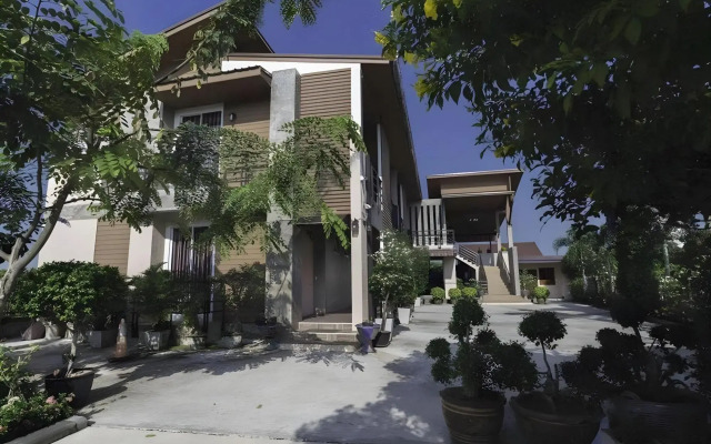 Nava Resort