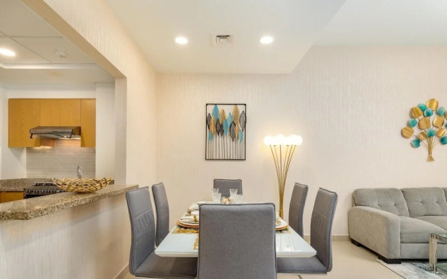 The Lofts Towers by Deluxe Holiday Homes