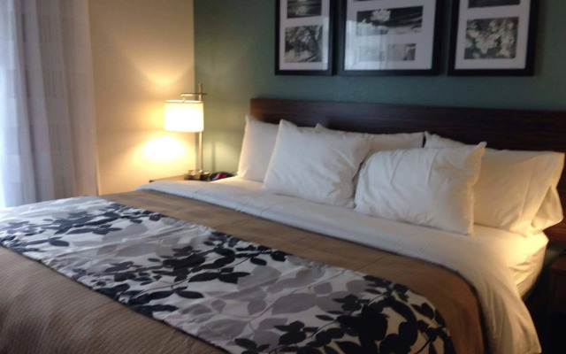 Sleep Inn & Suites O'Fallon MO - Technology Drive